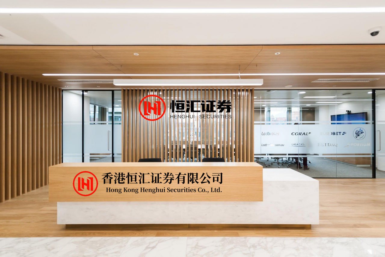 港盛国际 法官裁定卡莉莱克非法执掌美国全球媒体总署，美国之音裁员决定无效